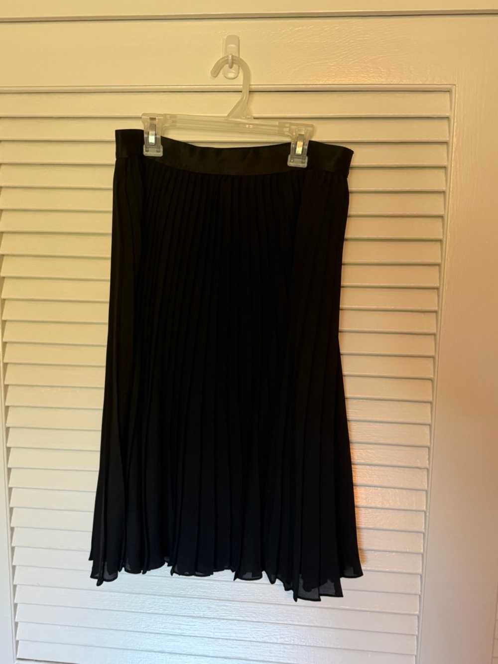Express Black Pleated Midi Skirt